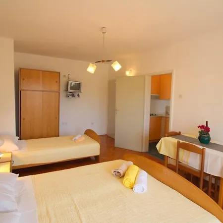 Studio In Porec/istrien 10188 *